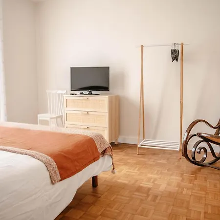 Belle Maison Pour 8 Sur La De Kervenni * Plouguerneau